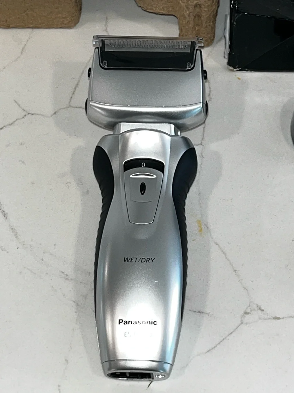 Panasonic Twin 2 Blade Wet/Dry Recharge ES-RW30-S European Market or Traveling